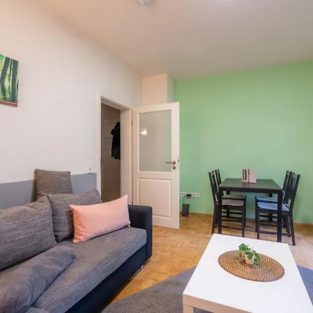 Apartment - Garten - Balkon - 10 Min Zum Zentrum *